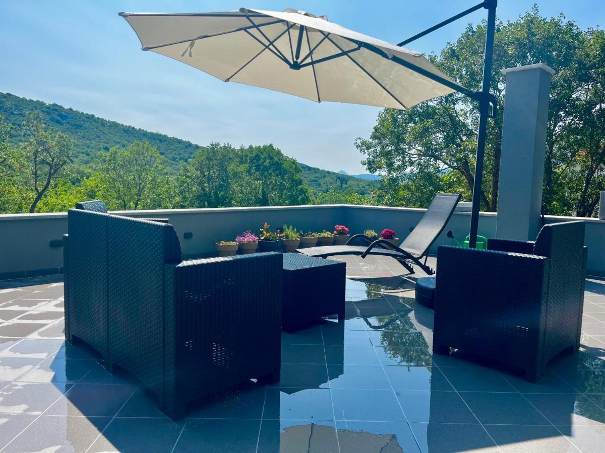 Luxury Villa Andrea Vrzika In Forest Near The Sea Zagvozd Eksteriør billede